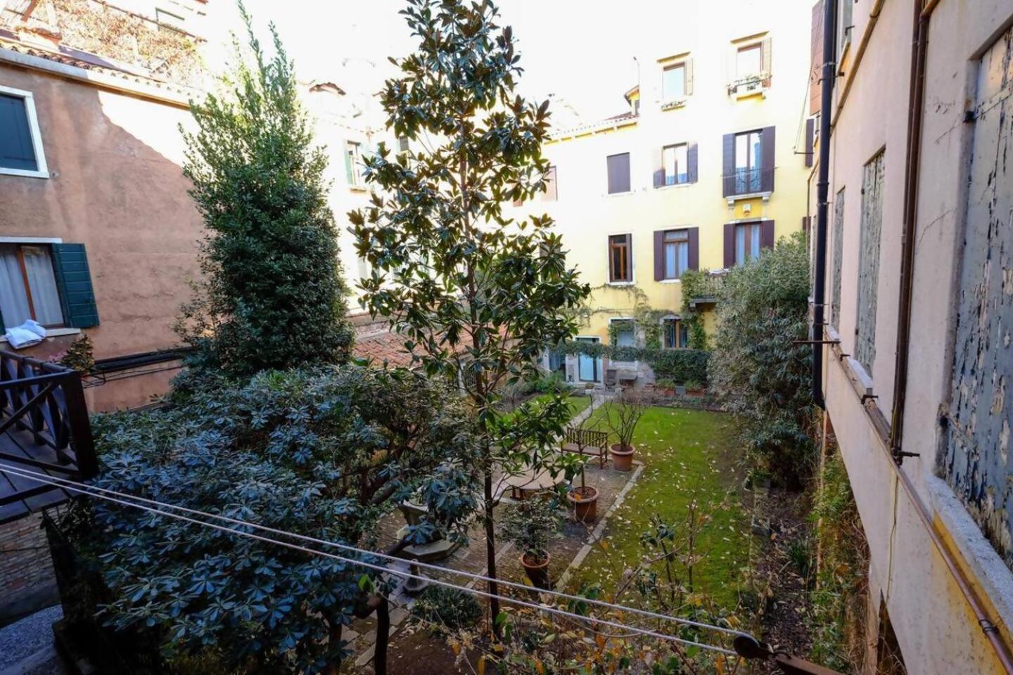 Rio Ca Foscari A San Pantalon Apartman Velence Kültér fotó